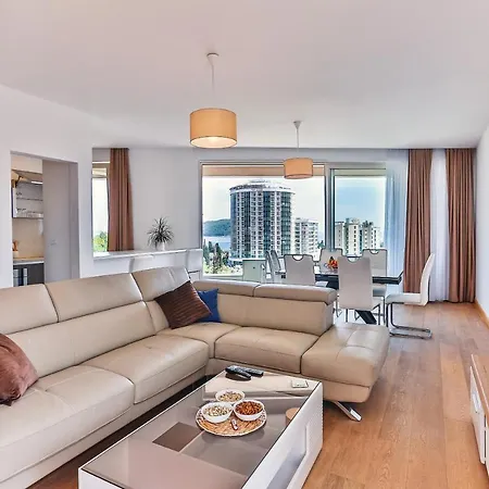 Lux Panorama Апартаменты *